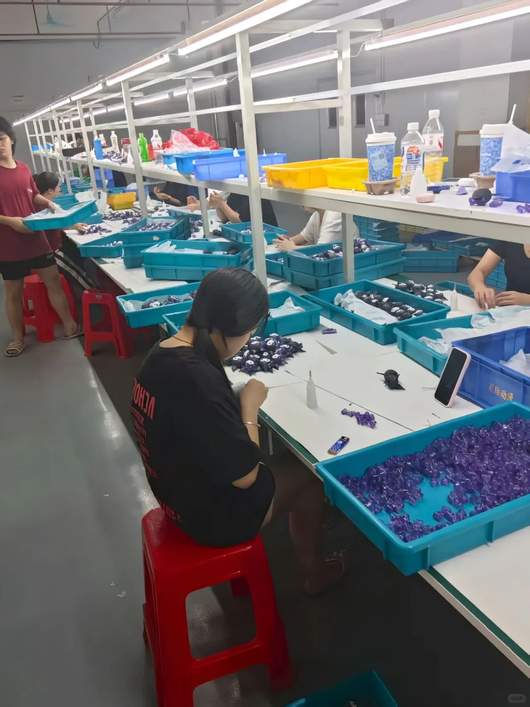 东莞玩具小厂，月入5000+，包吃包住不体检