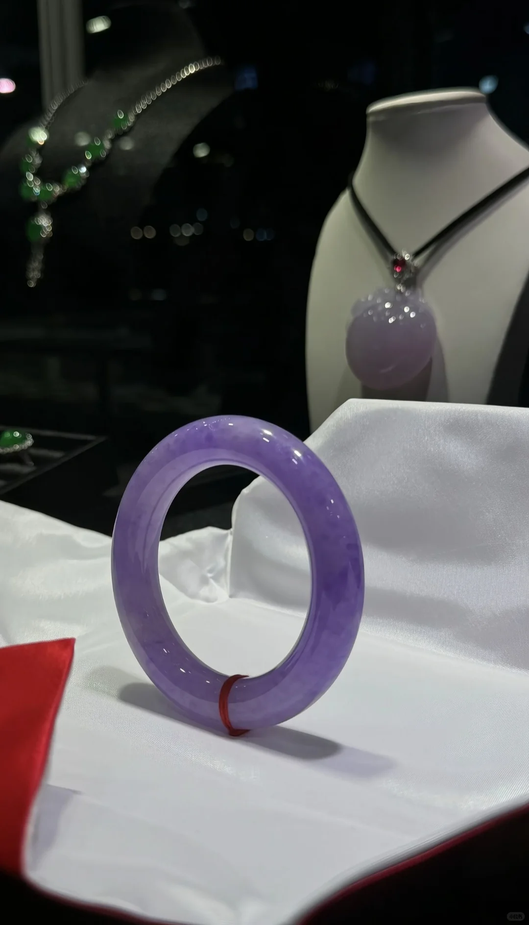 深圳国际珠宝展上的收藏级翡翠