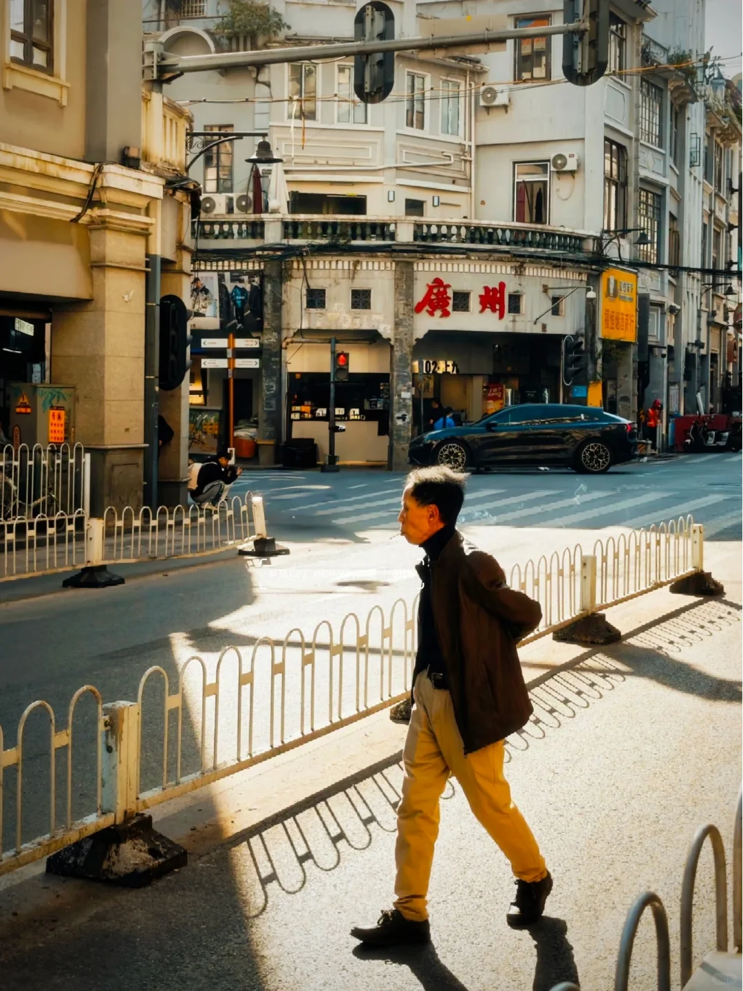在广州一个人citywalk，拯救了我的高敏感
