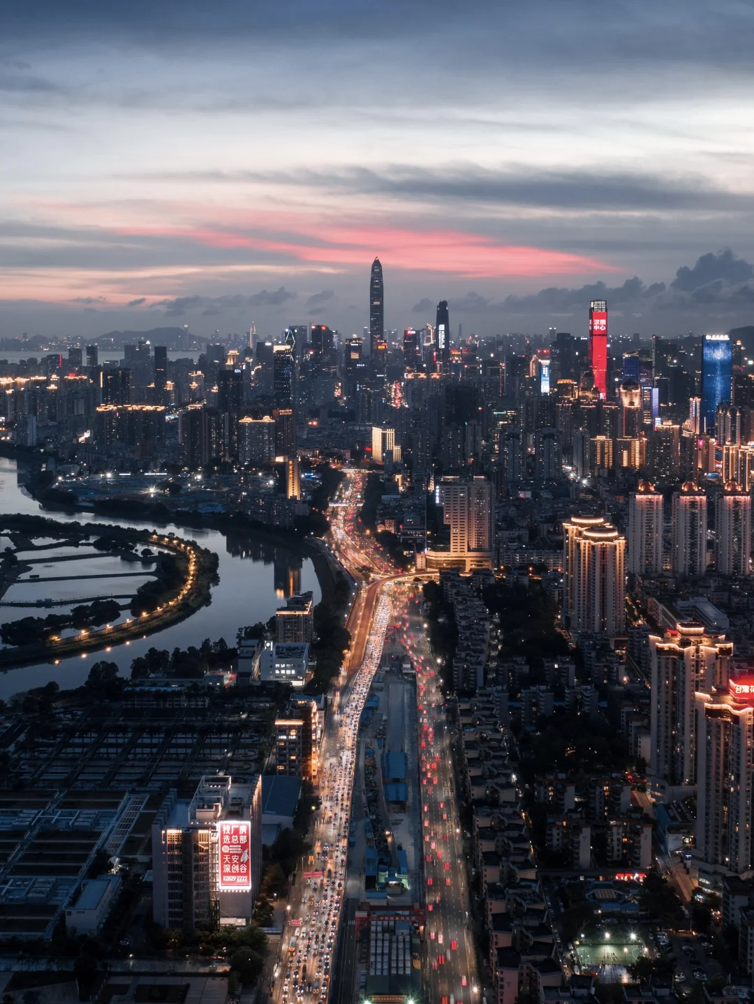 不敢想象45年前的今天，这里还是一片滩涂