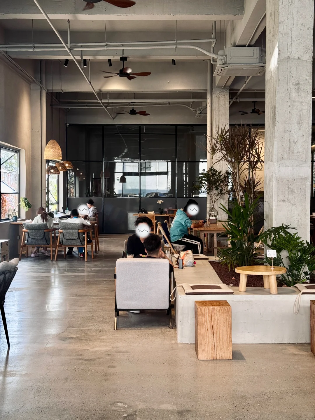 东莞！！新晋300㎡超大咖啡餐食空间……