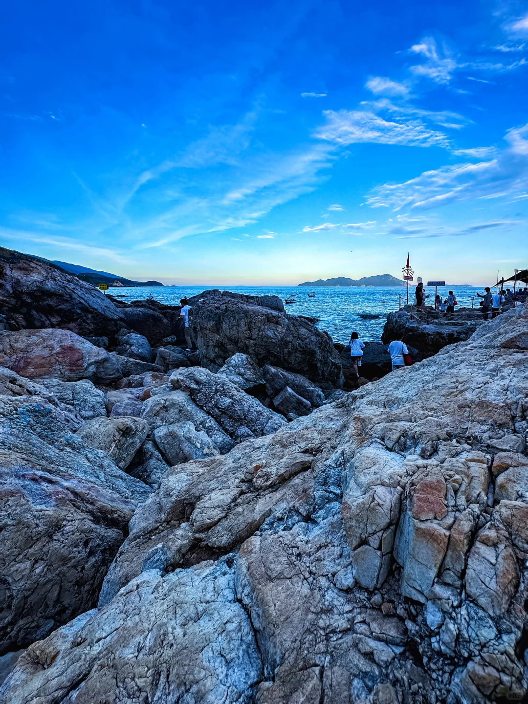 《国家地理》没有骗我，深圳绝美海岸线攻略