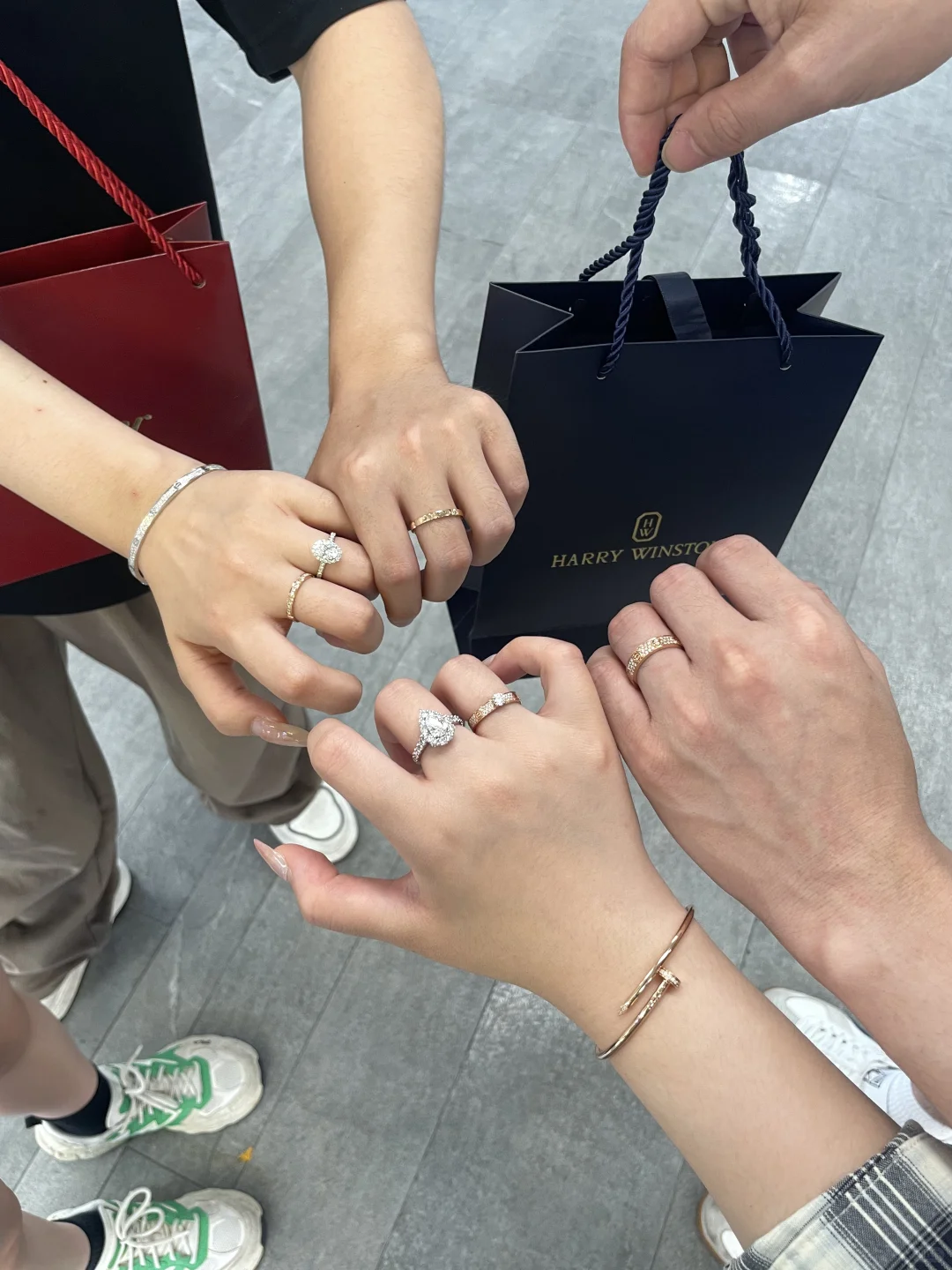 到底是谁能空手走出水贝😭