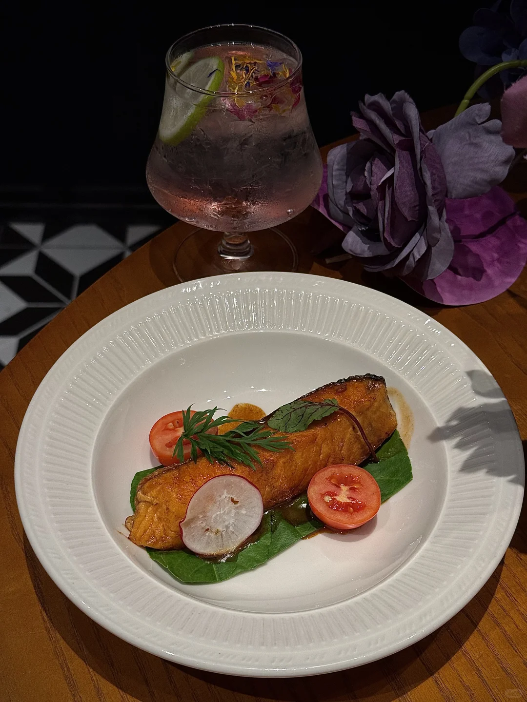 （东莞）适合约会的氛围感西餐厅💜