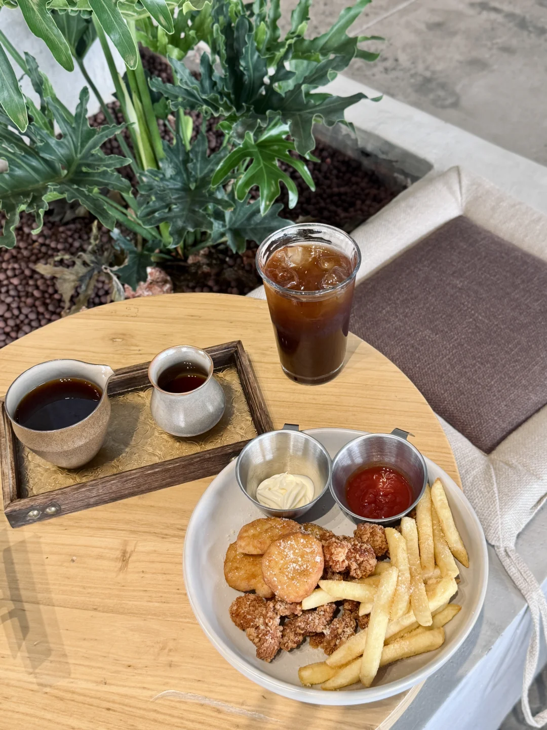 东莞！！新晋300㎡超大咖啡餐食空间……