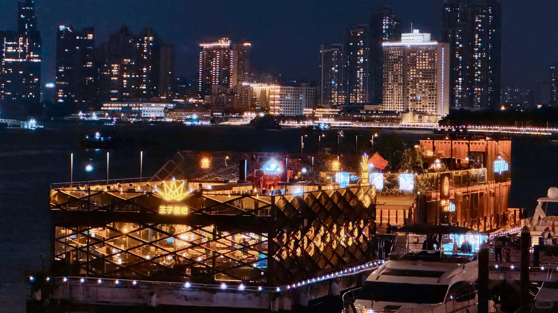广州太古仓的夜，藏着更高级的浪漫！