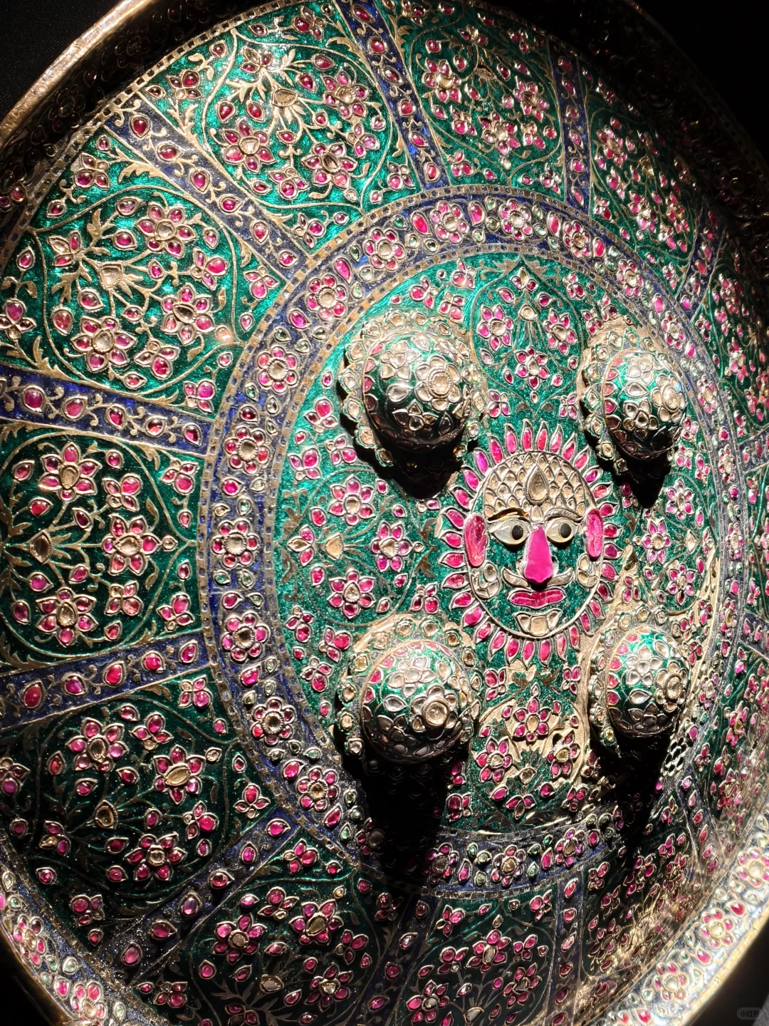 太震撼✨被深博百年顶奢珠宝的火彩闪晕了！