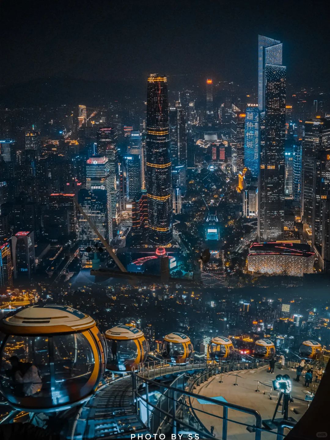 为了带娃见见这个“球”，我专门飞了趟广州！