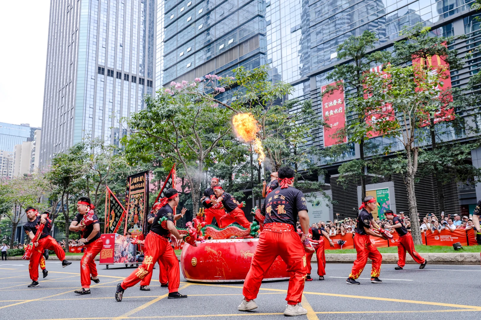 深圳人注意！2026年的第一天，来看大巡游！