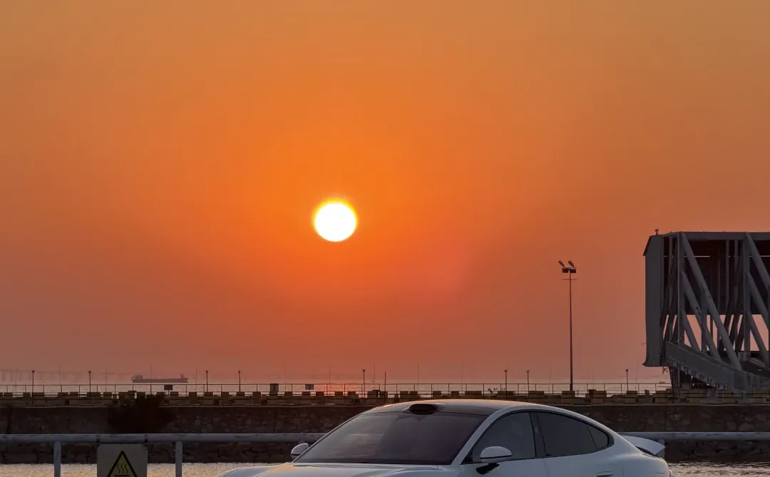 今晚深圳机场日落手机直出🌅