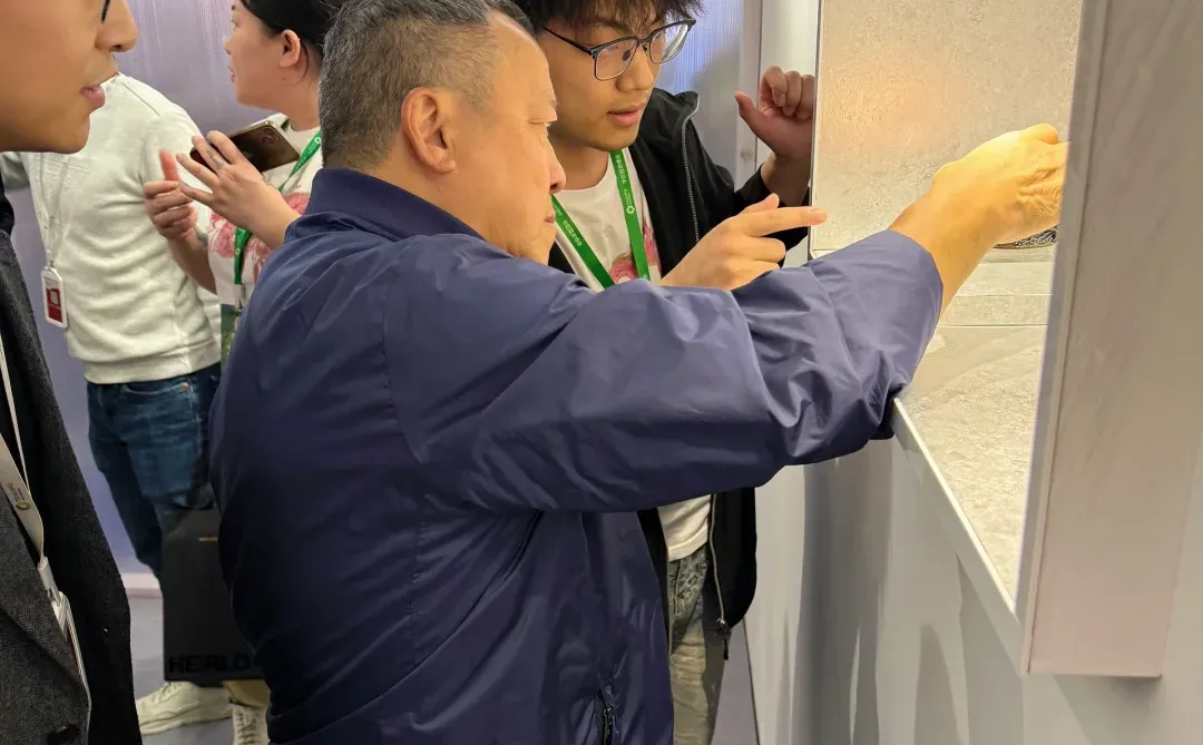 艺林堂深圳茶博会｜曾志伟和艺林堂