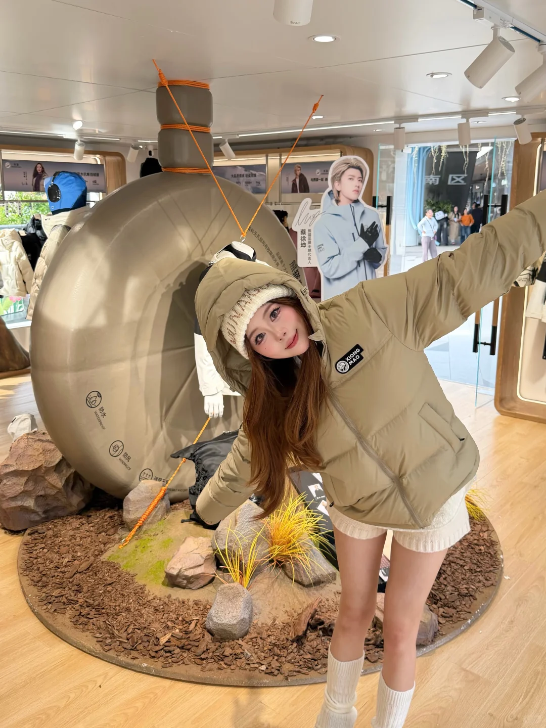 深圳大运天地！可可爱爱的熊猫好Q