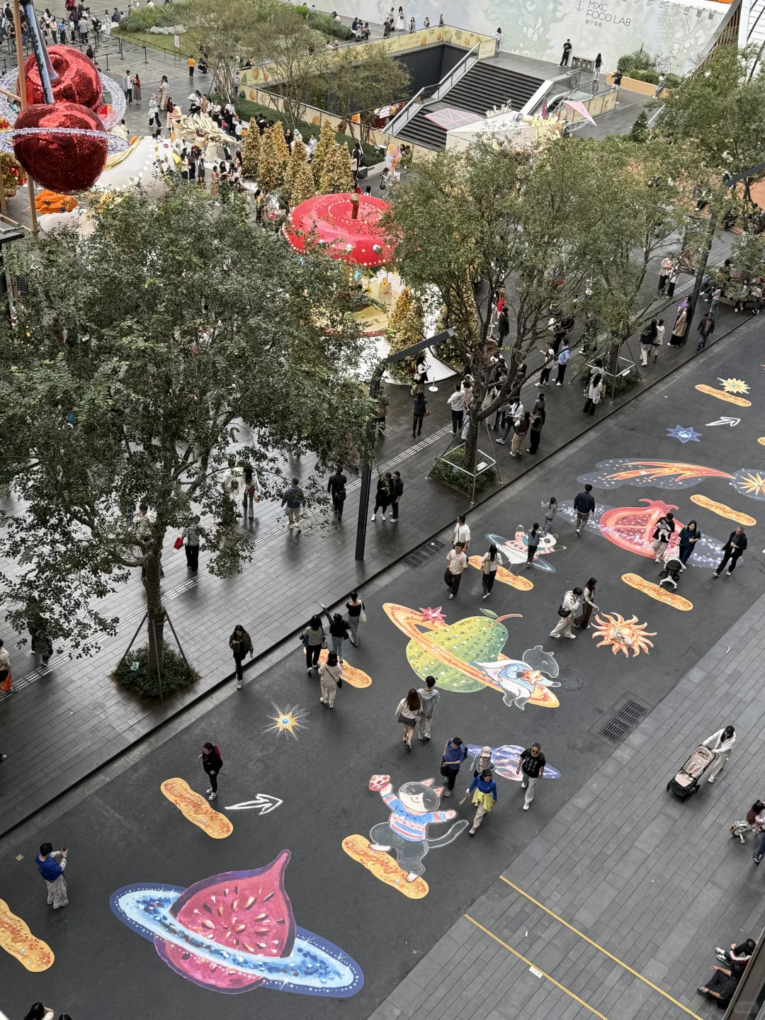 不懂就问……大家都在万象天地买些啥？