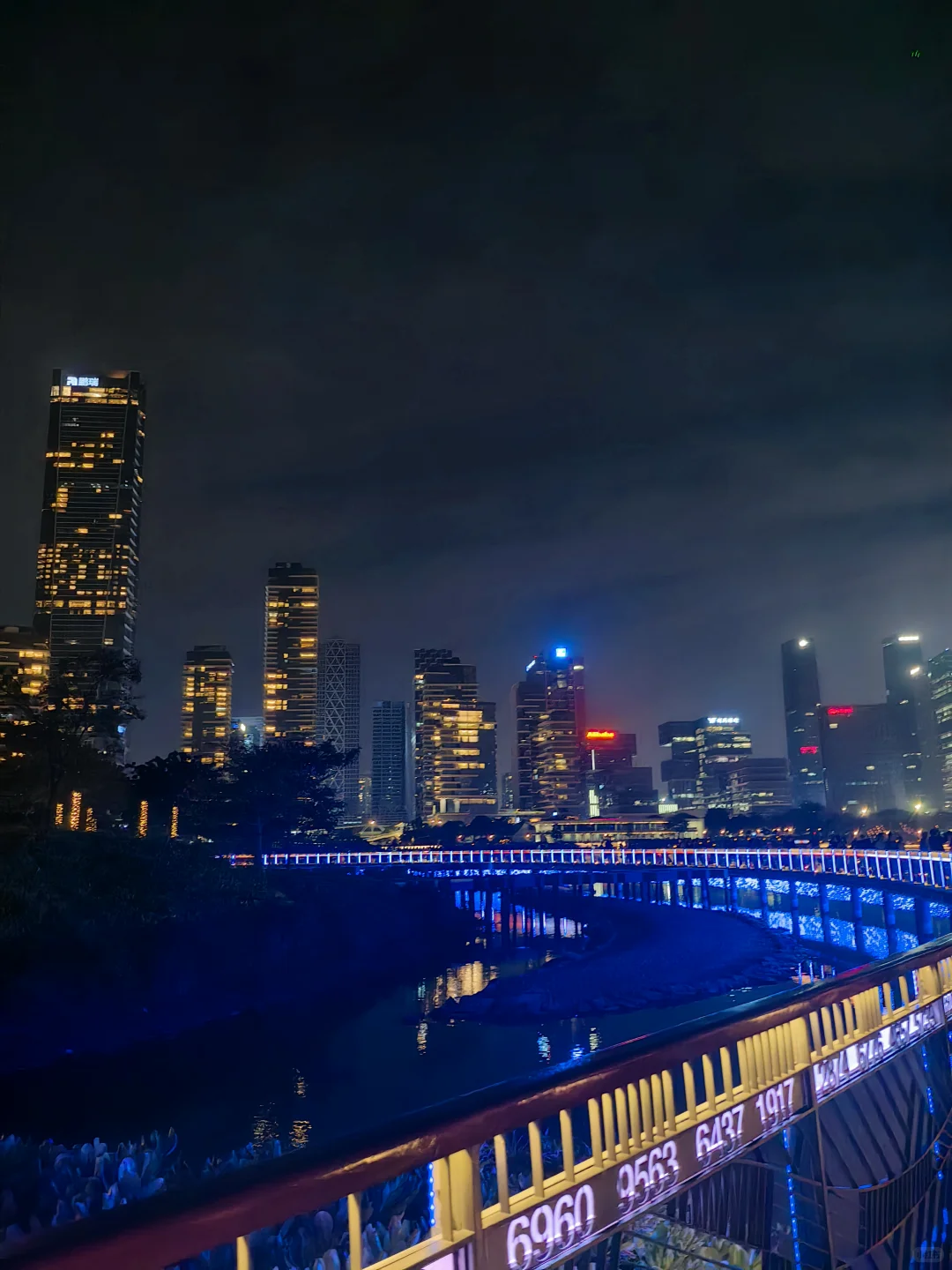 这个夜景可以打几分？