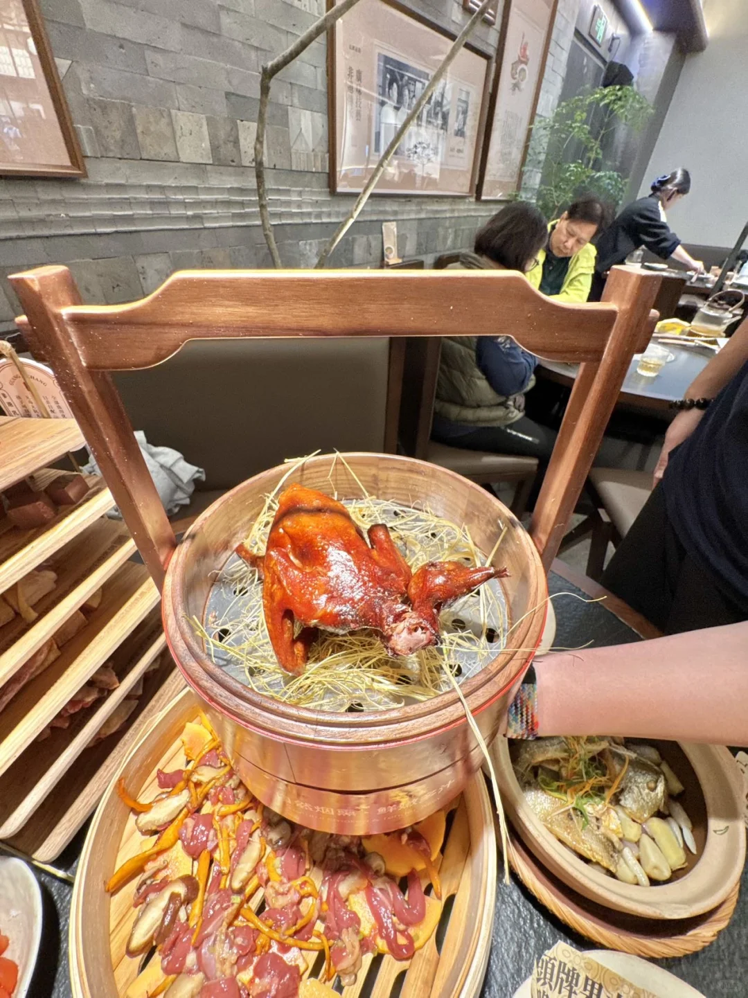 深圳乳鸽界顶流！金光华这家店让我连吃三只