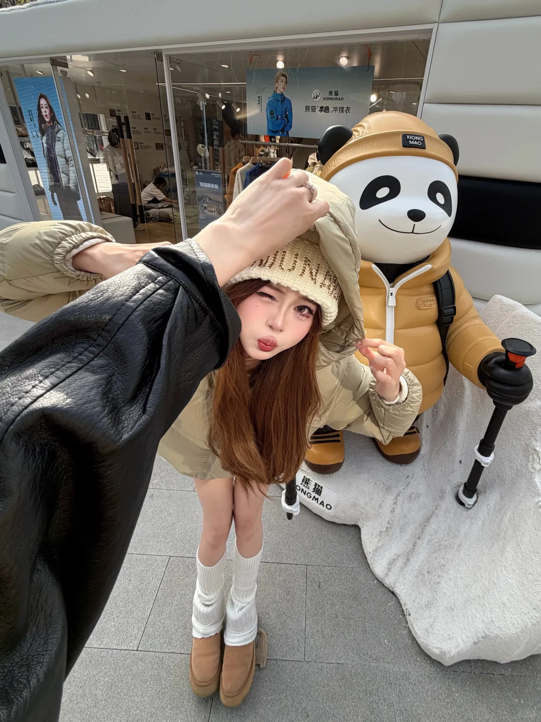 深圳大运天地！可可爱爱的熊猫好Q