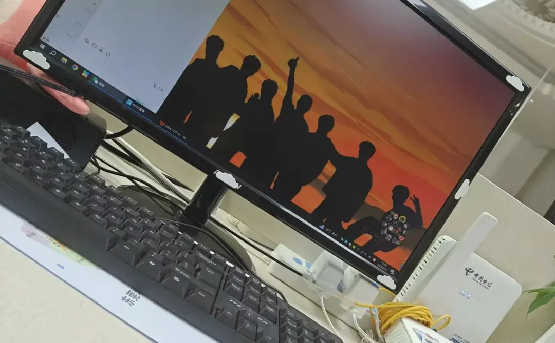 后来我在东莞当上了文员