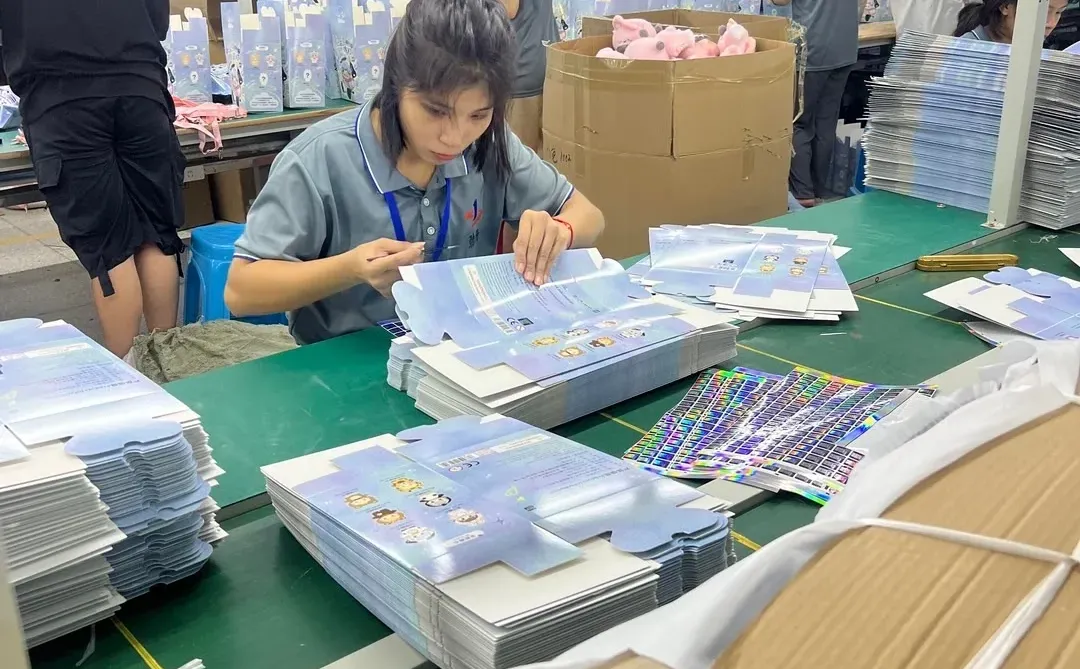 东莞全新玩具厂，长白班230一天～