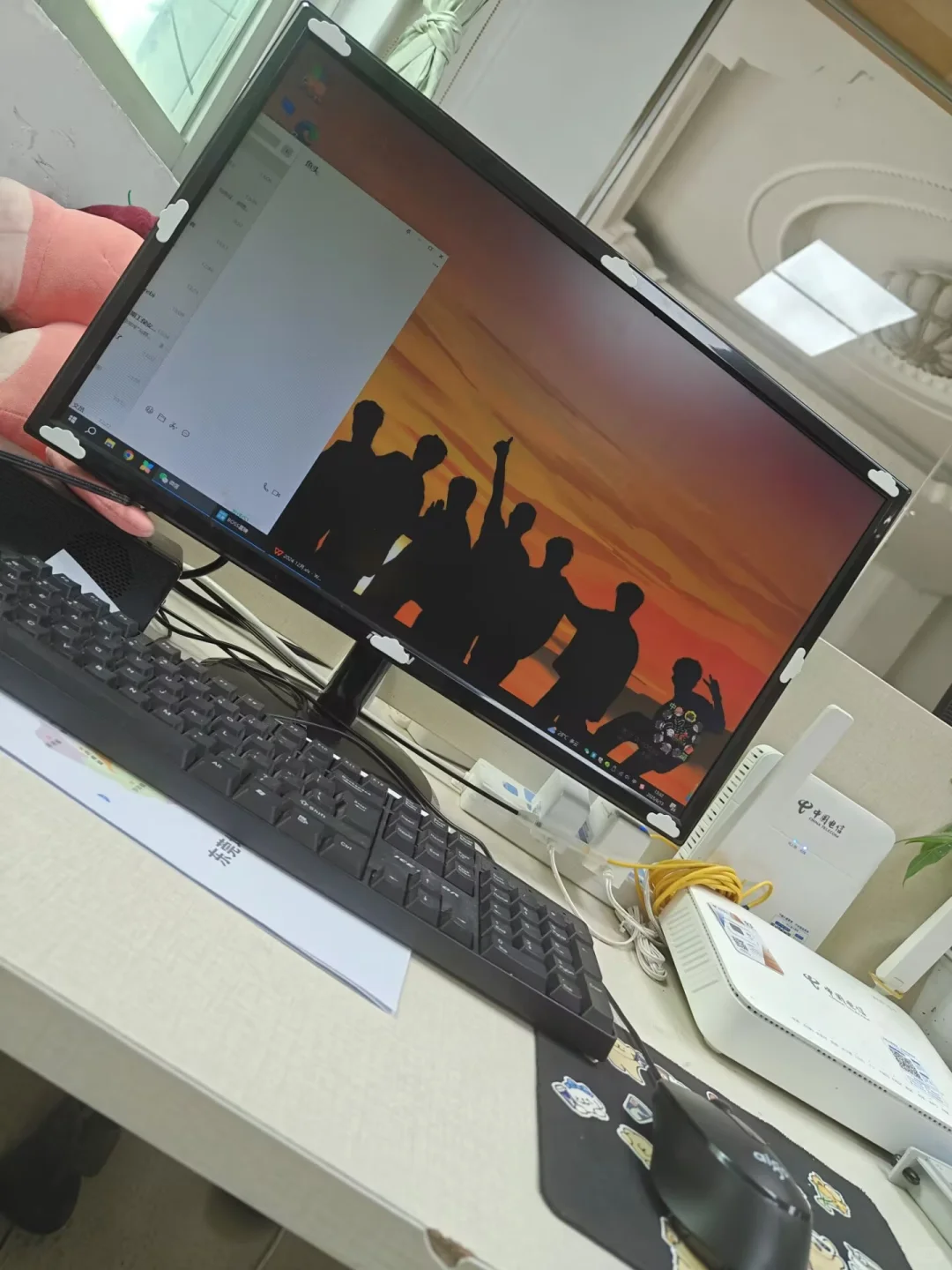 后来我在东莞当上了文员