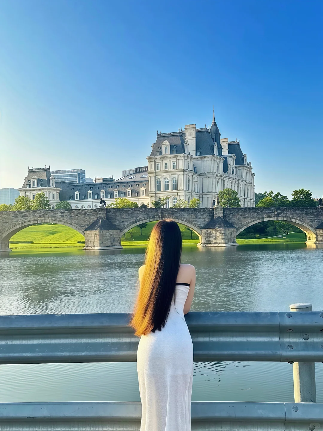 📍 东莞松山湖｜以为在欧洲🏰其实是华为总部