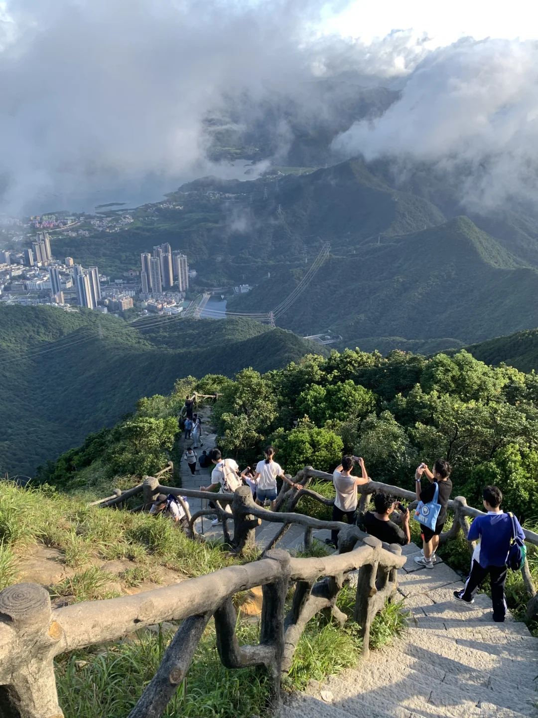 深圳类似梧桐山这样的地方还有什么推荐！