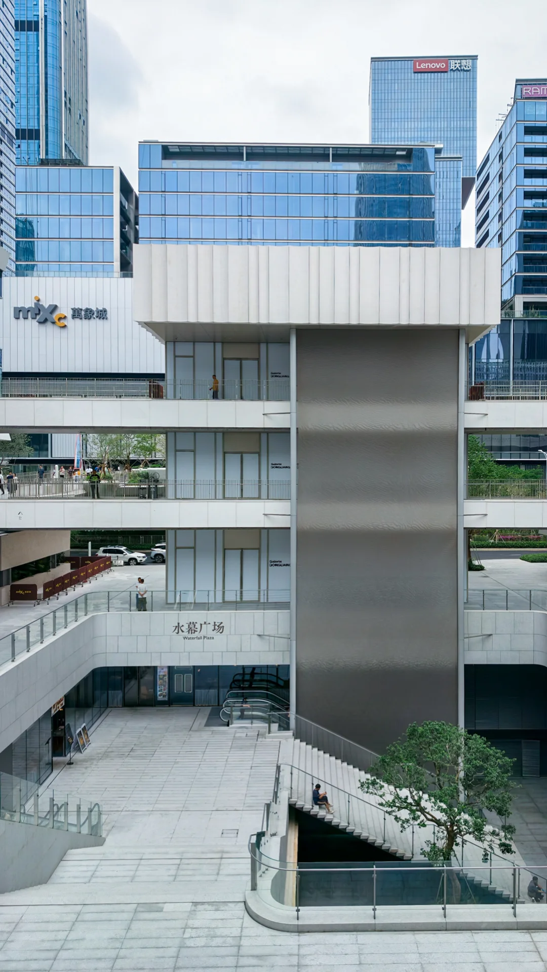 一条2公里的街，看遍深圳最顶的“壕”❗️