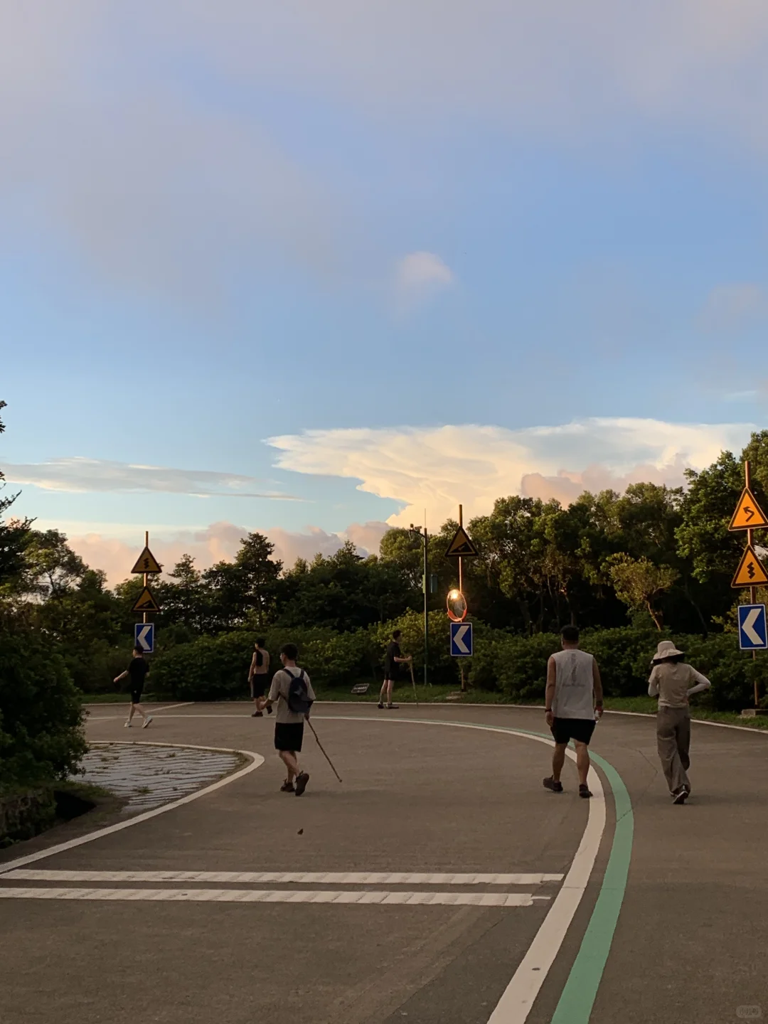 深圳类似梧桐山这样的地方还有什么推荐！