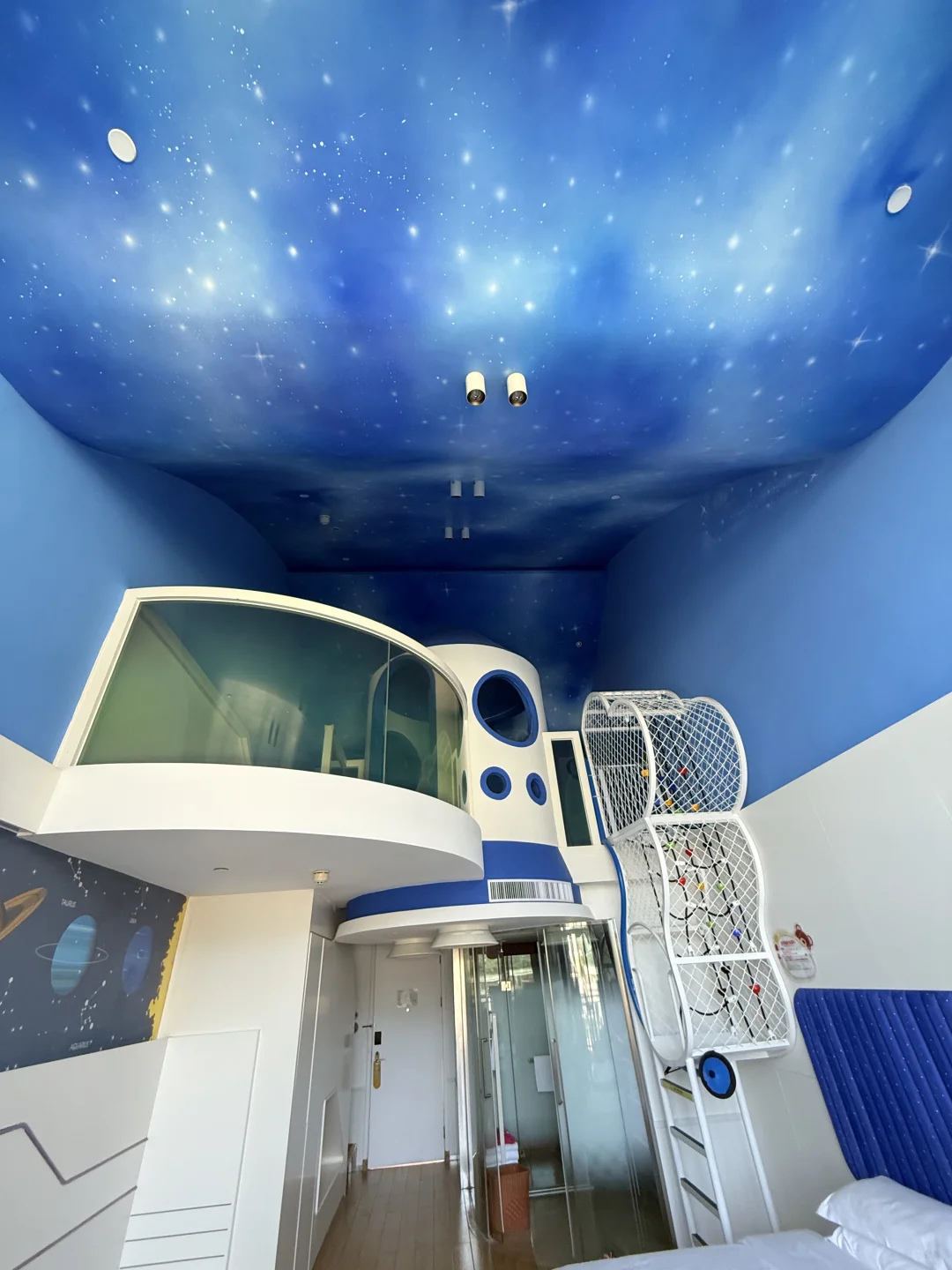 森林海🌳 泡温泉🧖🏻‍♀️ 🫧