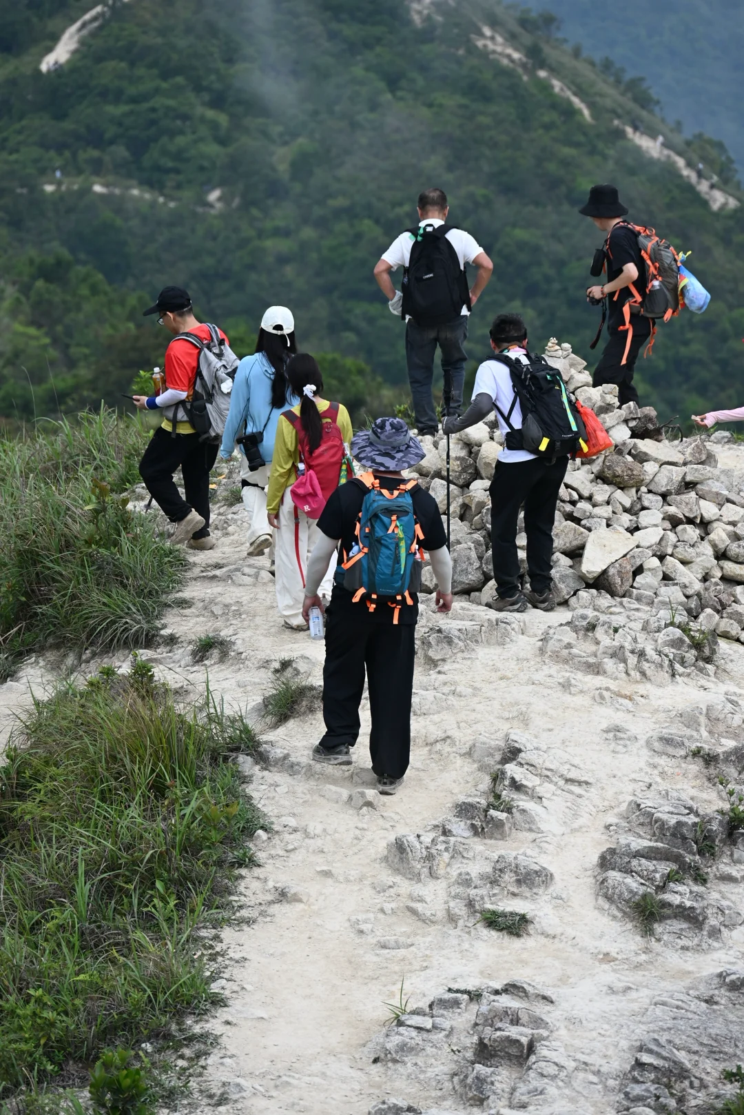 一群热爱爬山的小伙伴深圳户外群