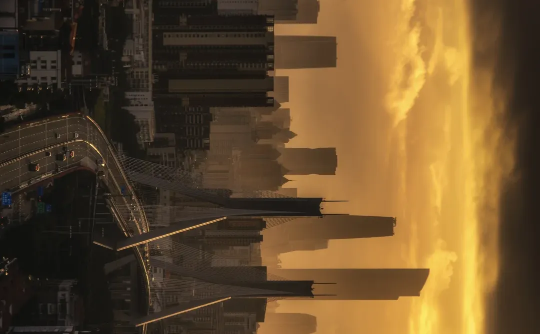 全屏封神挑战：全屏下的广州简直太超模了