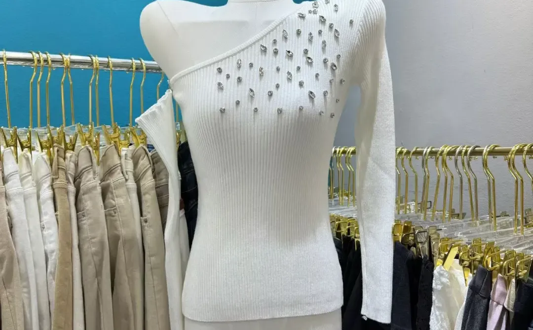 OU.欧点广州十三行网红轻奢纯欲风女装档口