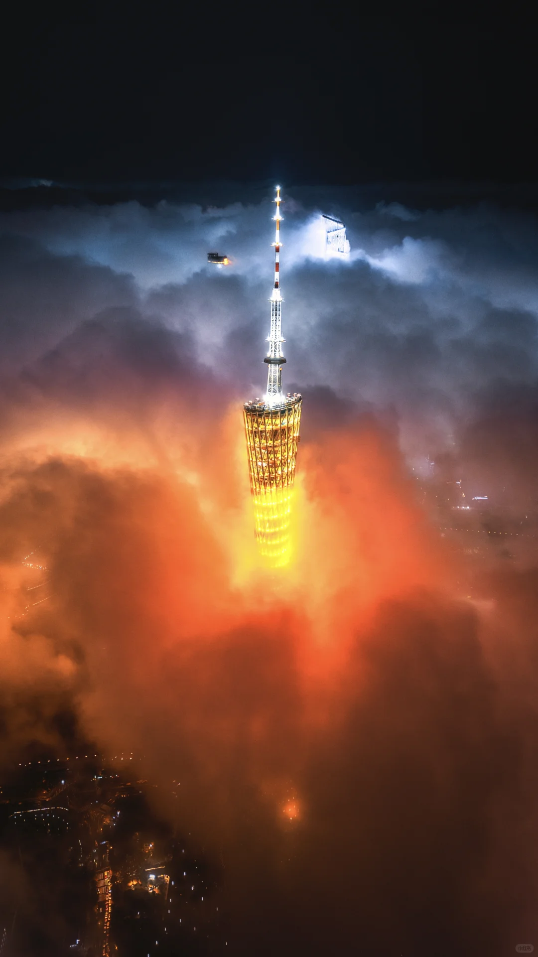 全屏封神挑战：全屏下的广州简直太超模了