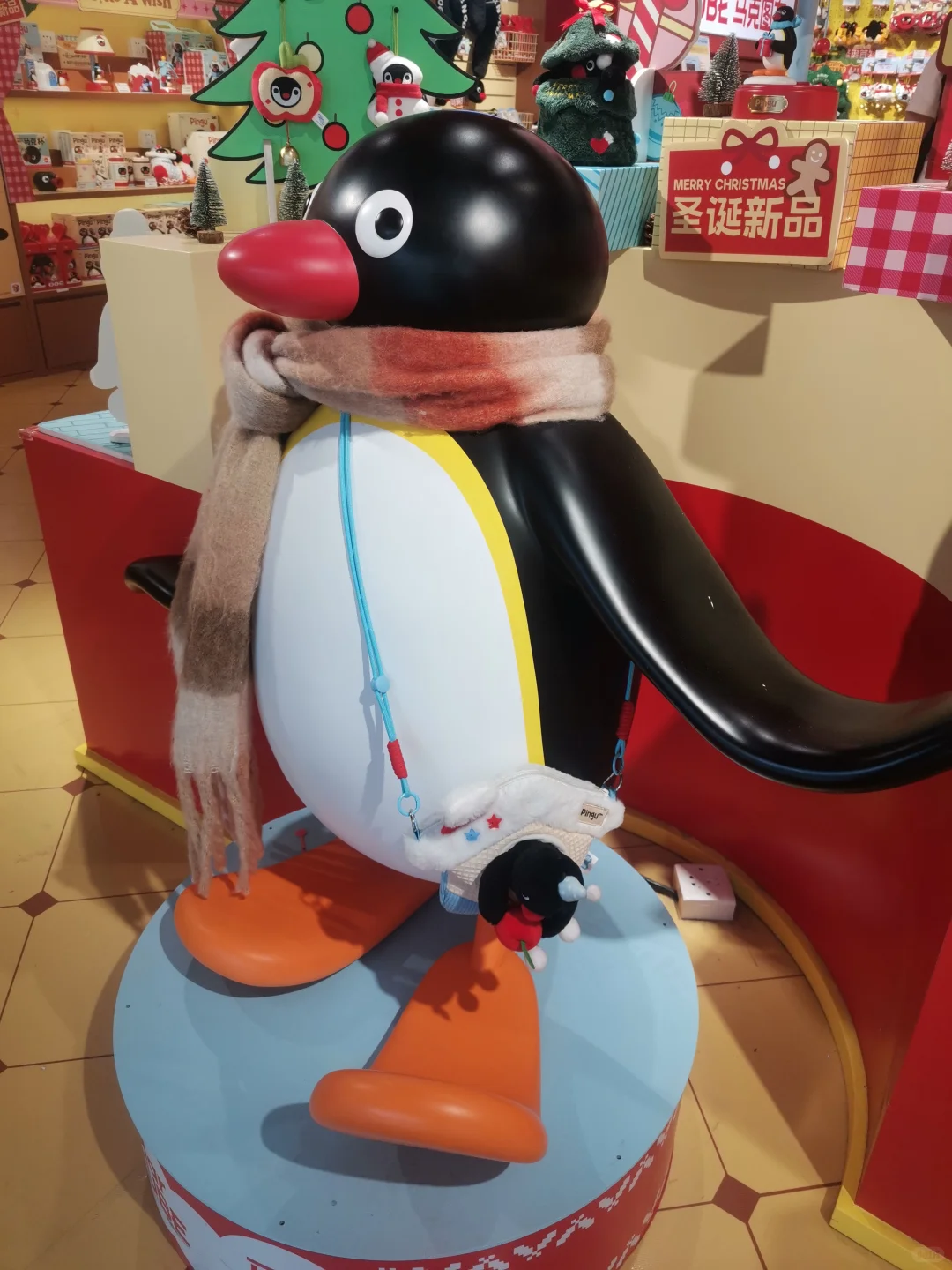 pingu快闪广州万菱汇