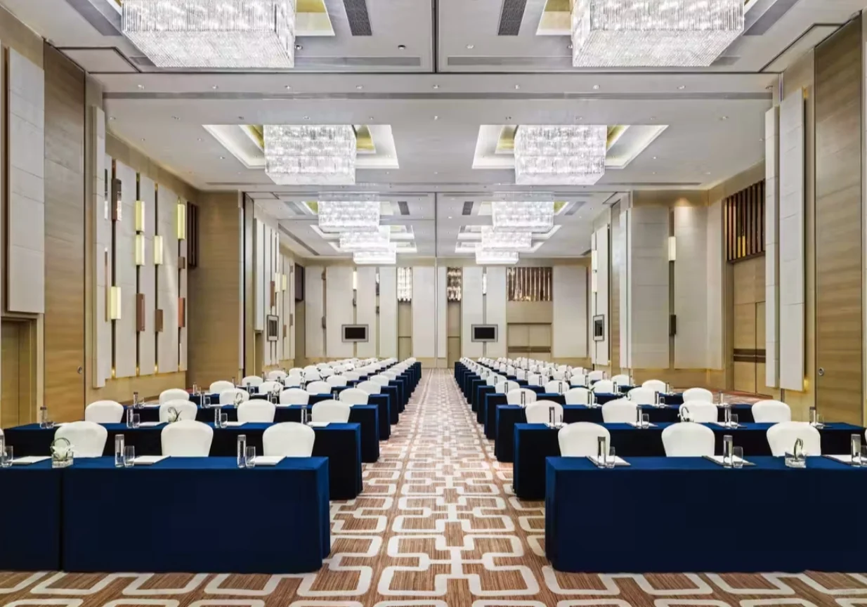 广州海珠区两千多平超大豪华大气年会场地！