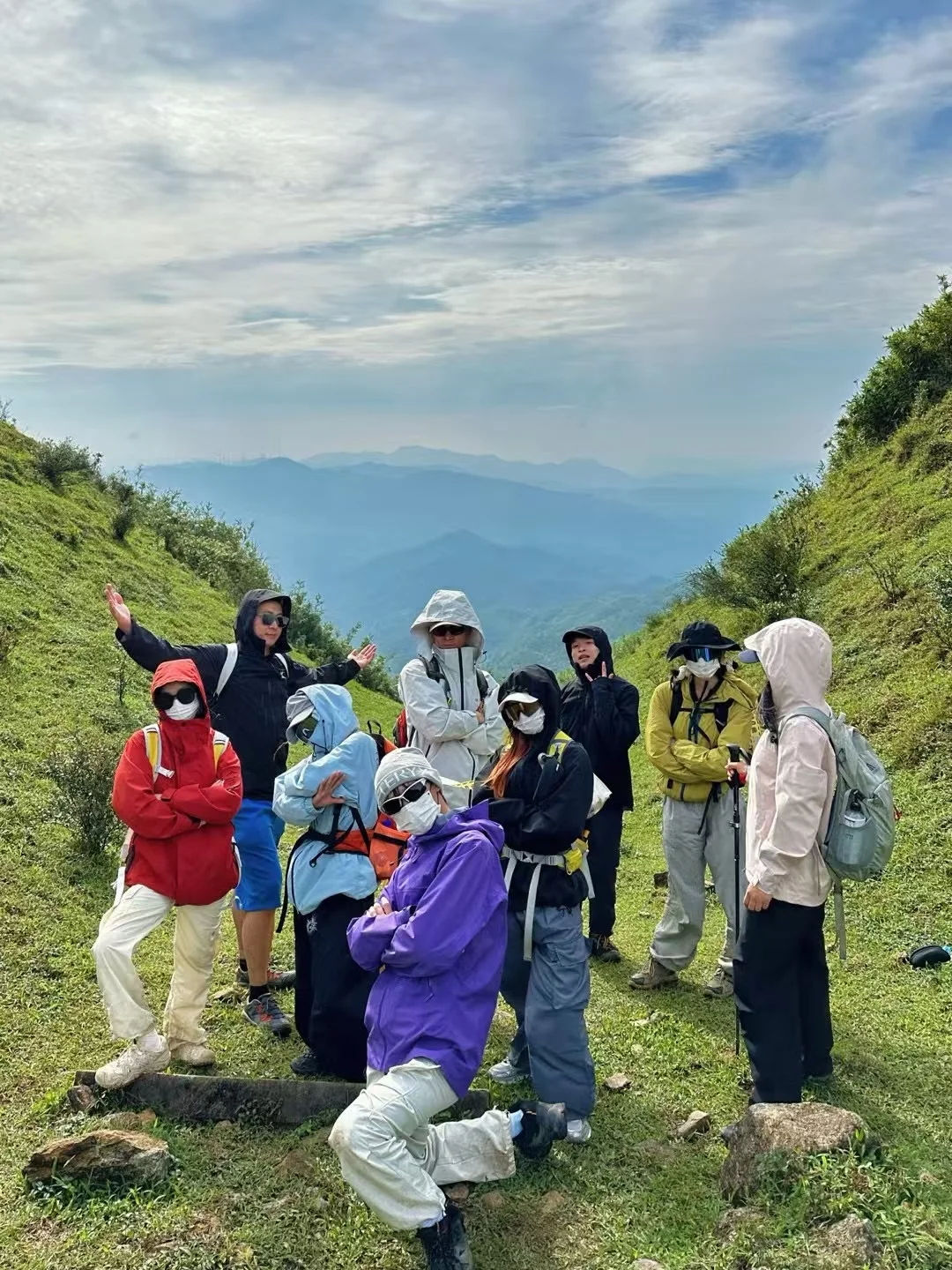 一群热爱爬山的小伙伴深圳户外群