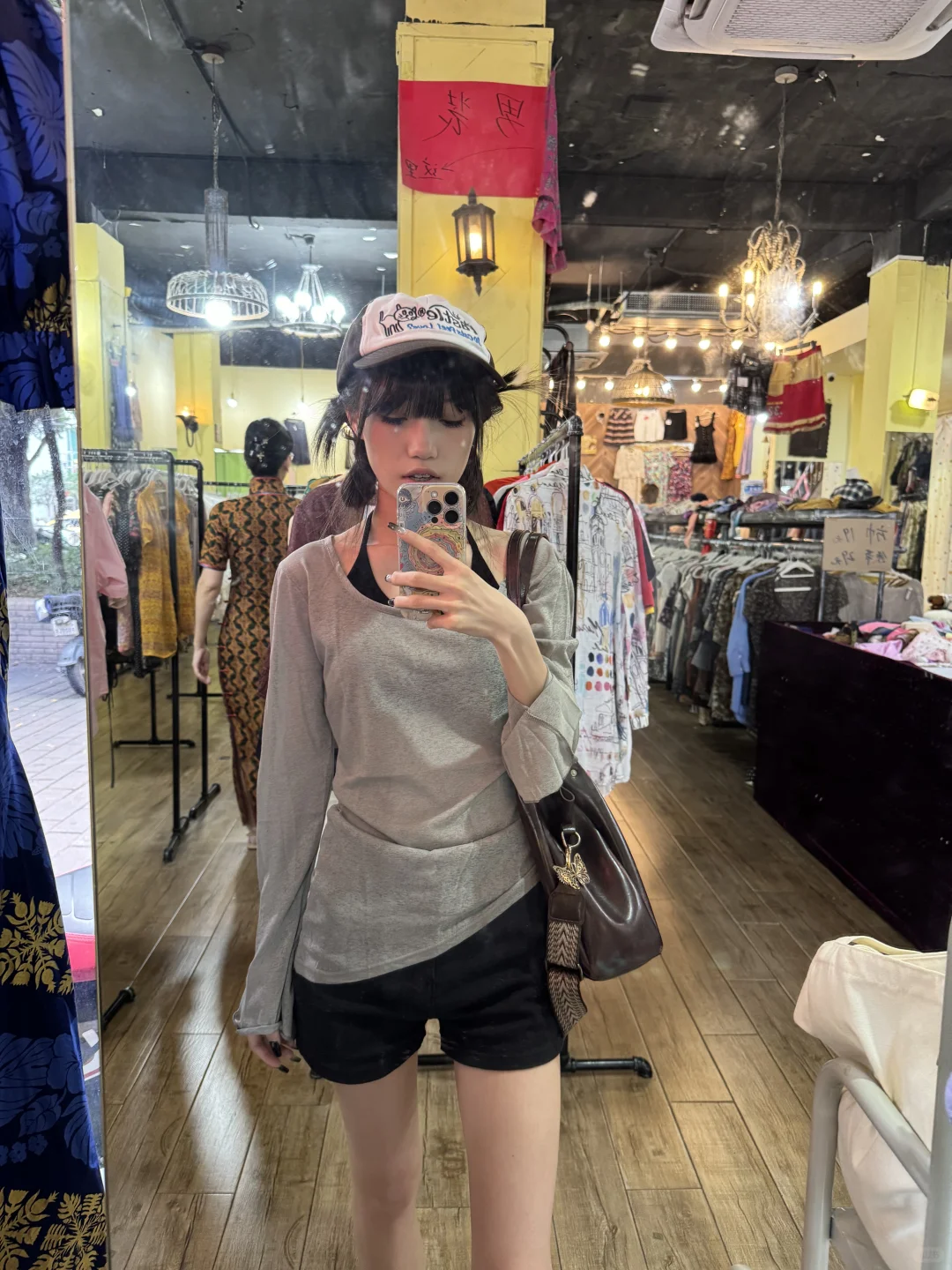 📍广州中山六路｜古着一条街逛一天！！