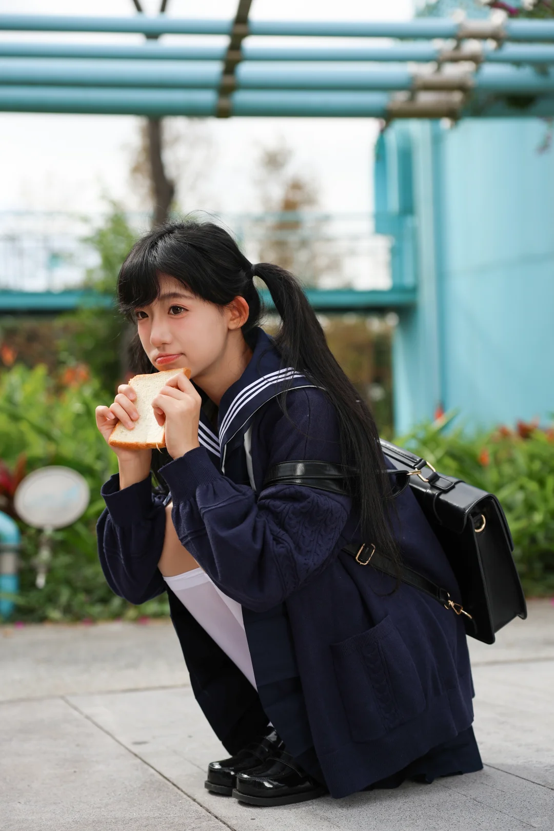 用镜头解锁公园JK拍照，每一帧都好甜