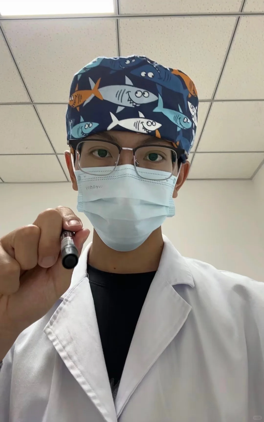 广东广州 学yi的 无聊秒回！！