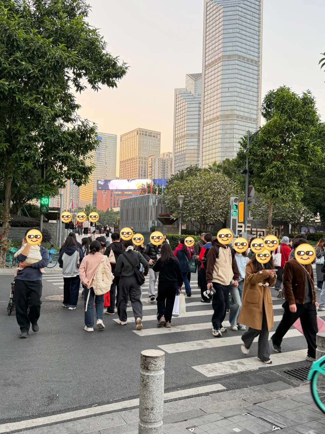 2025年12月15日广州穿什么