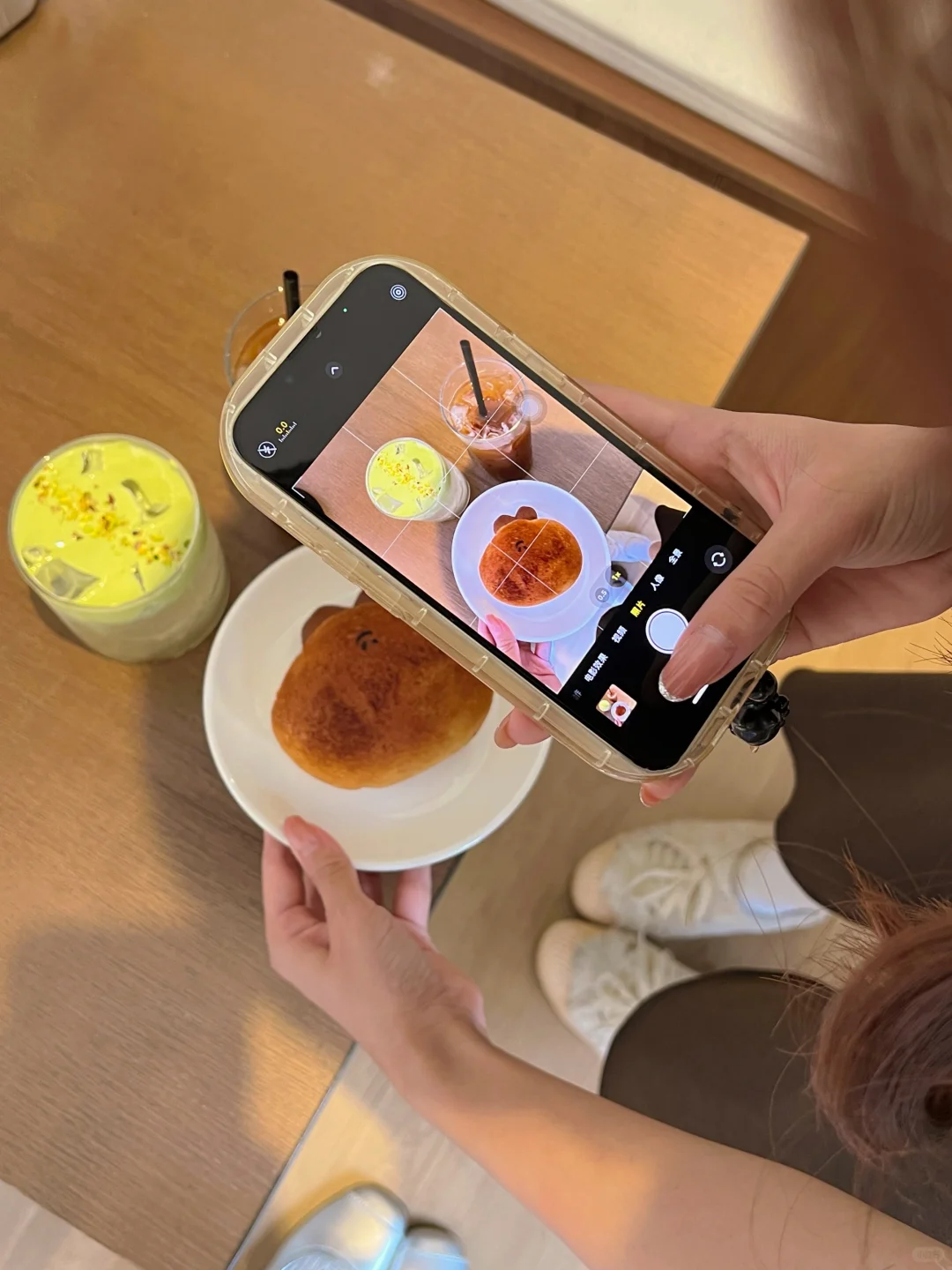 南宁新开的！韩里韩气的咖啡店好好拍🫧🐰🥯