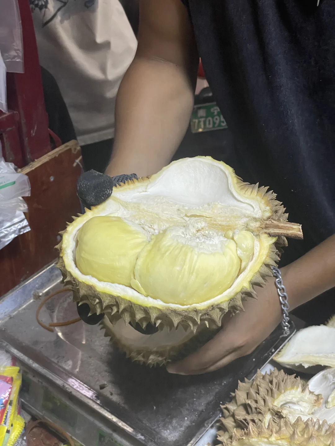 南宁｜超便宜的逛街地点！！（西关新天地）