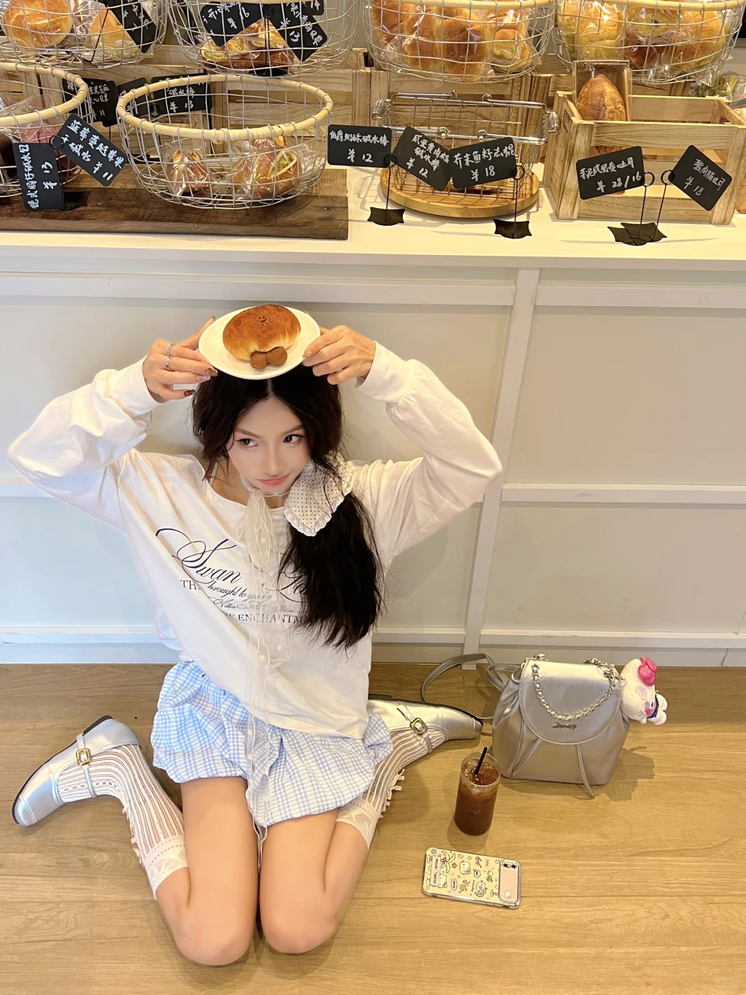 南宁新开的！韩里韩气的咖啡店好好拍🫧🐰🥯