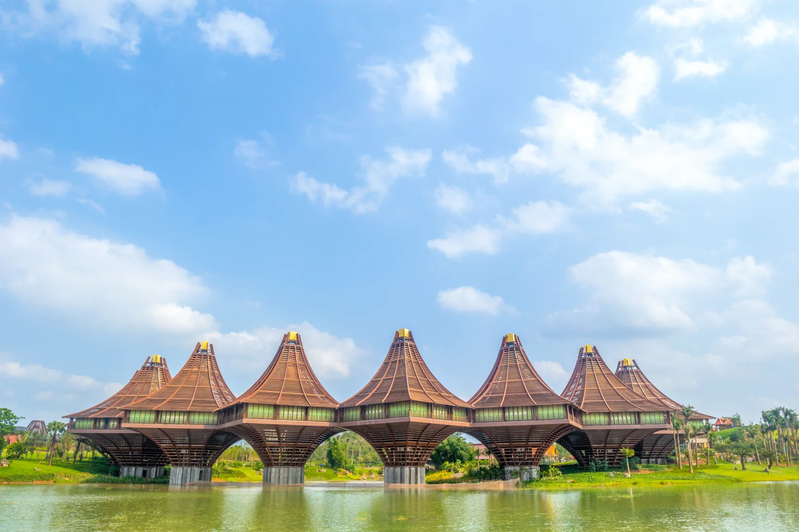 听到特价就睁眼！宁波飞南宁往返机票好价！