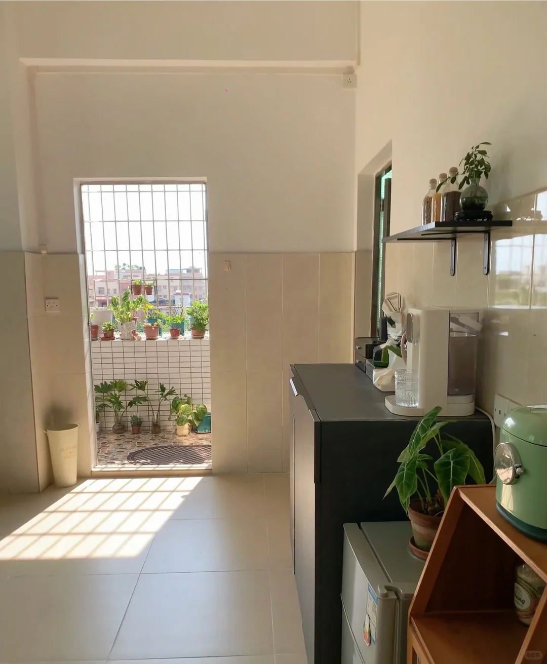 南宁一室一厅650求租，房东老实人好说话！