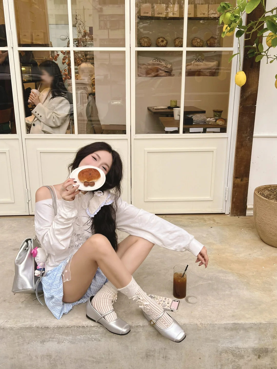 南宁新开的！韩里韩气的咖啡店好好拍🫧🐰🥯