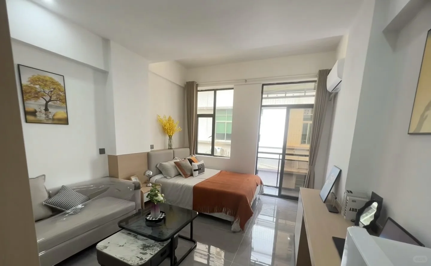 南宁租房 单间400！