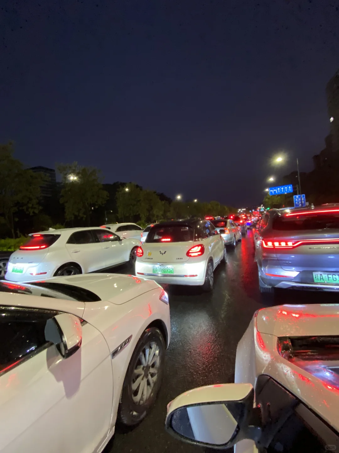 在南宁你是愿意开1小时汽车还是15分钟电车