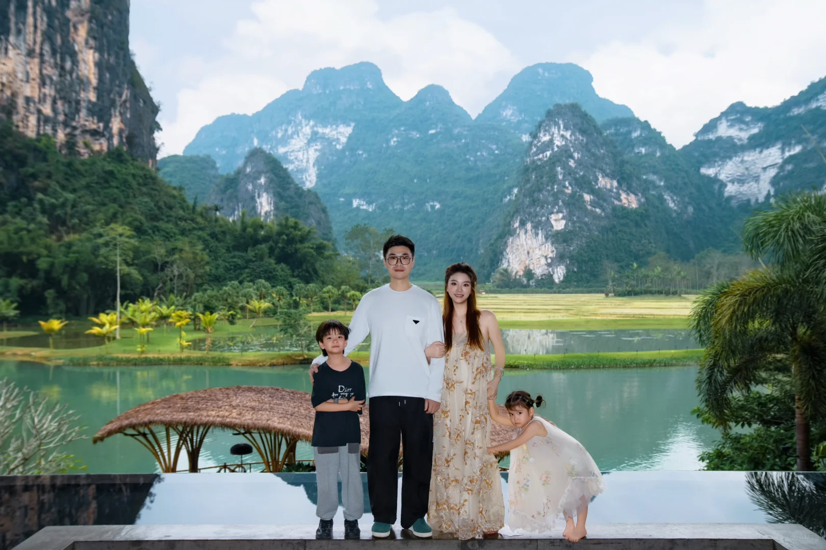 广西崇左4天3晚亲子游！