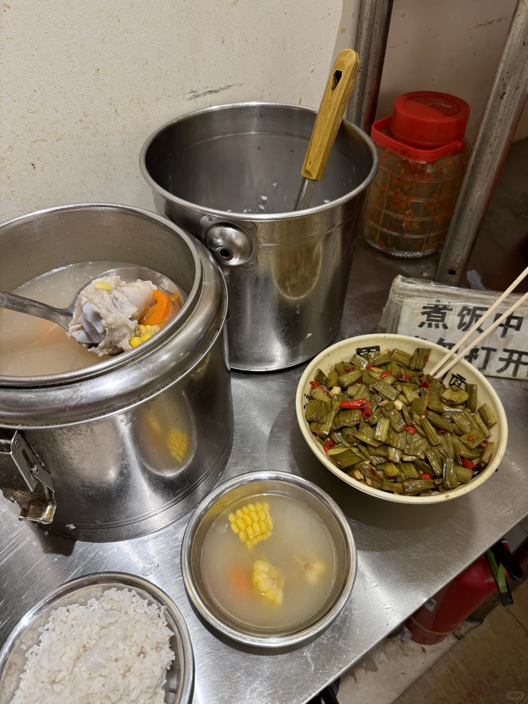 南宁）二人食穷鬼小店！！10+r💰小炒菜！真的香