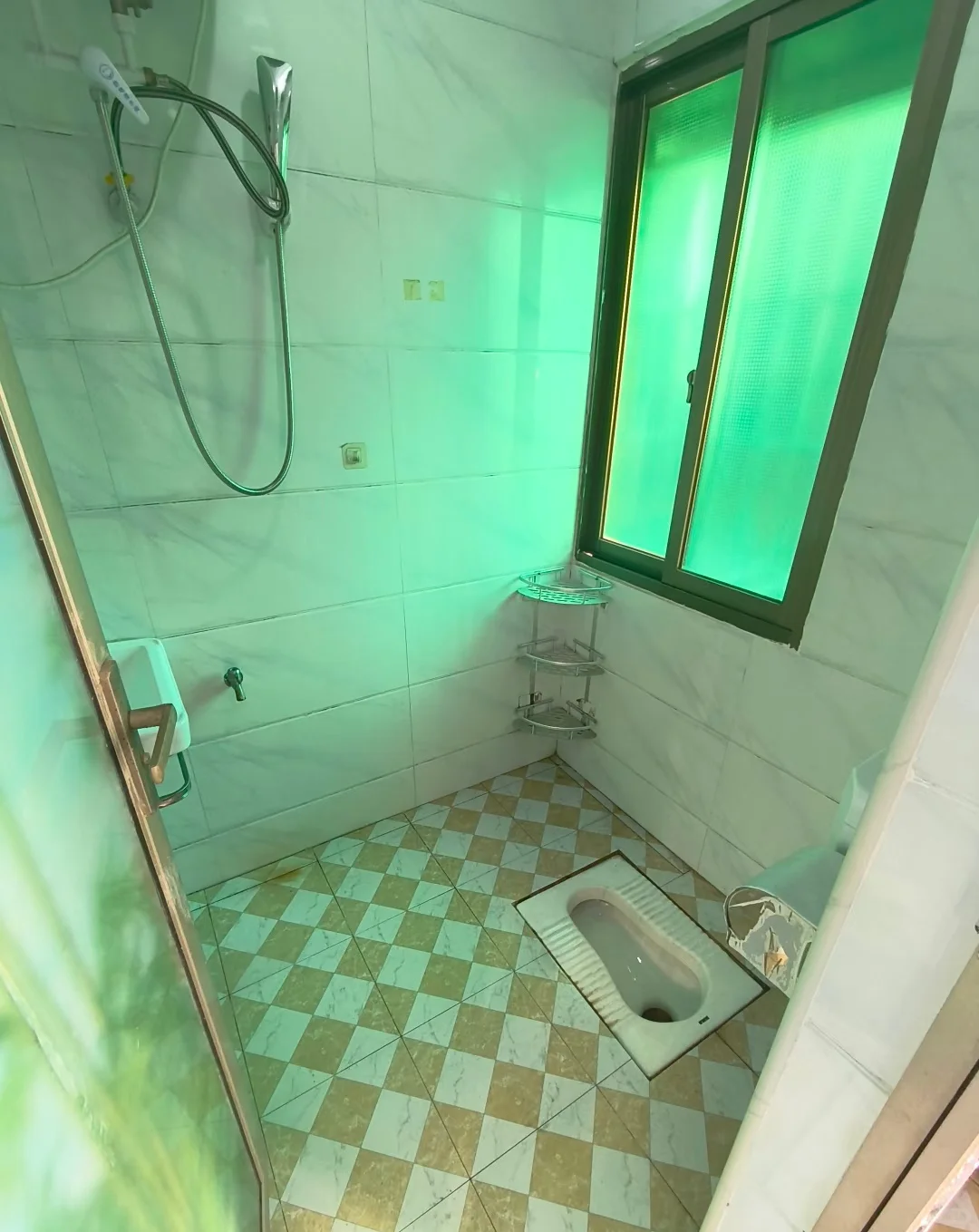 南宁租房，单间380起一房一厅650起！